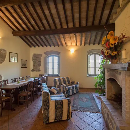 Detached With Private Pool *